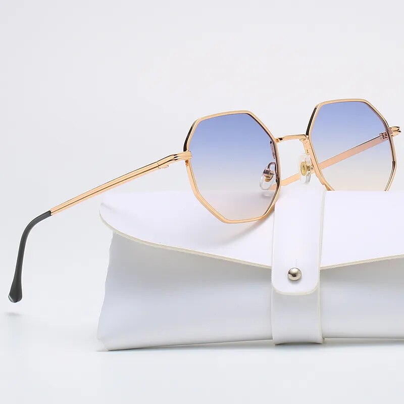 Vintage frame ribbed metal sunglasses for women and men luxury brand design sunglasses Gavas de Sol UV 400