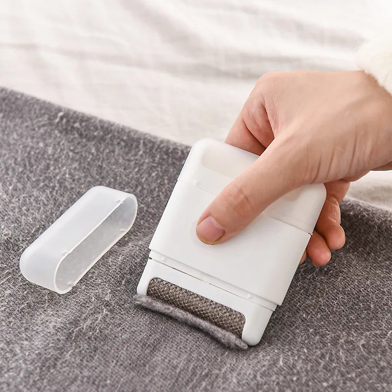 Portable Mini Rollers Fur Remover Brush For Sweater Wool Coat Clothes