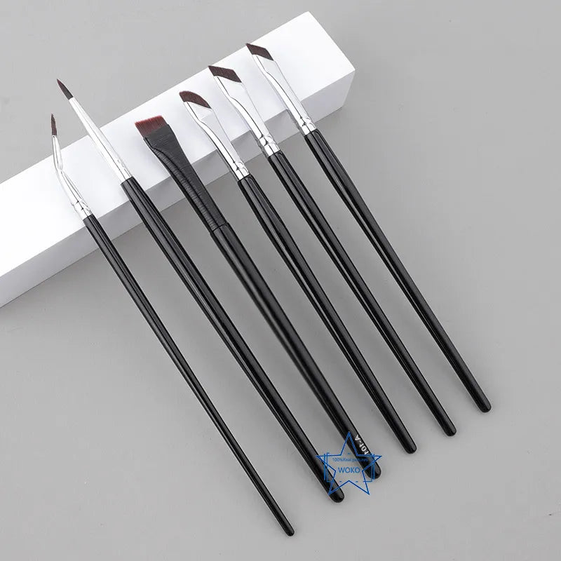 Eyeliner Brush ultra-thin fine angle flat eyebrow under the eyes Place Makeup Brush fine detail