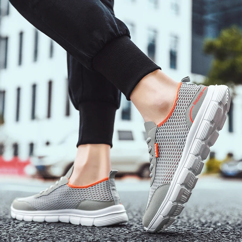 Men's Soft Shoes Without Heels Lightweight Mesh Casual Shoes Men's Sneakers