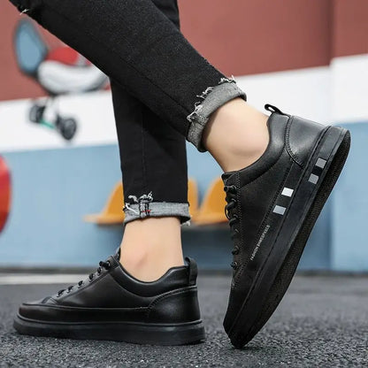 Fashionable Men's Casual Flat-Soled Sneakers