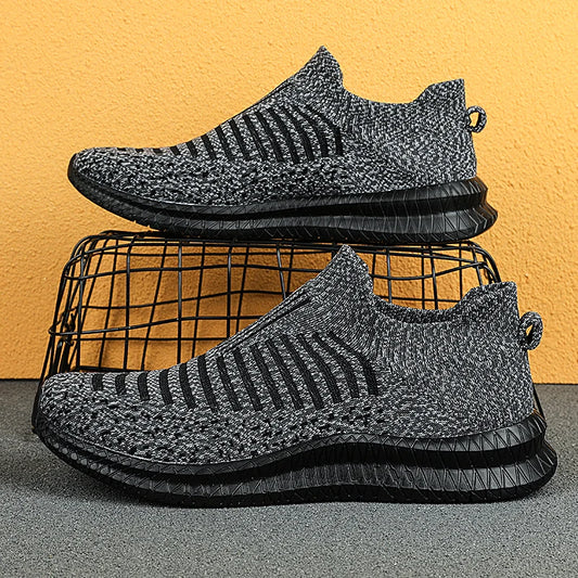 Men's lightweight breathable shoes